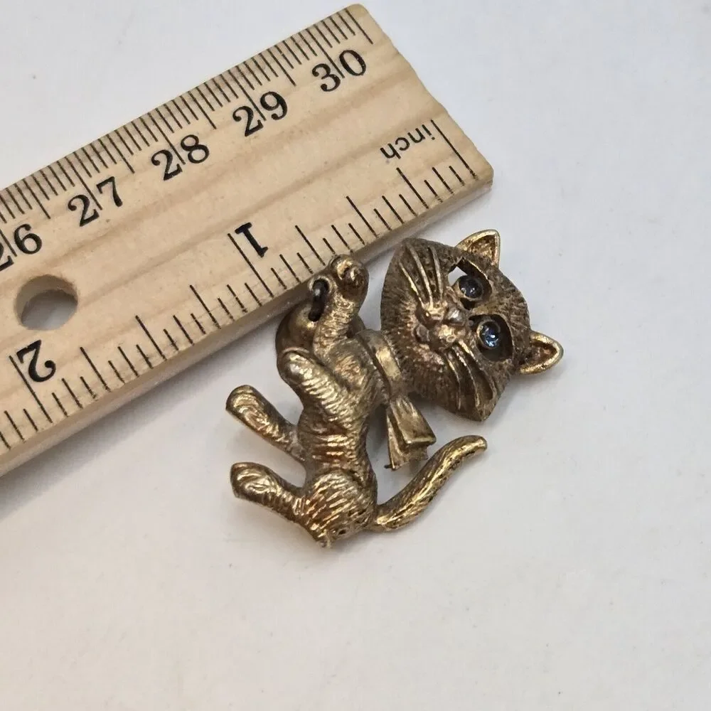 Vintage Avon Cat with Bell and Articulated Mouse Pins Scatter Set Of 2 Gold Tone